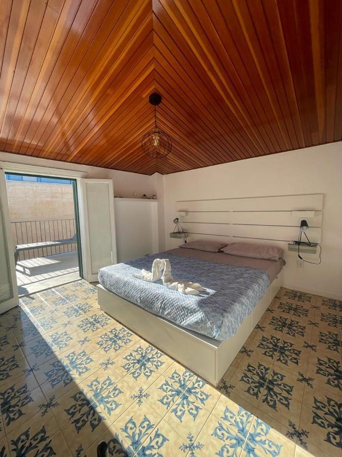 The White Sail - Mondello Apartment With Terrace - Casa Di Vincenzo E Andrea Екстер'єр фото